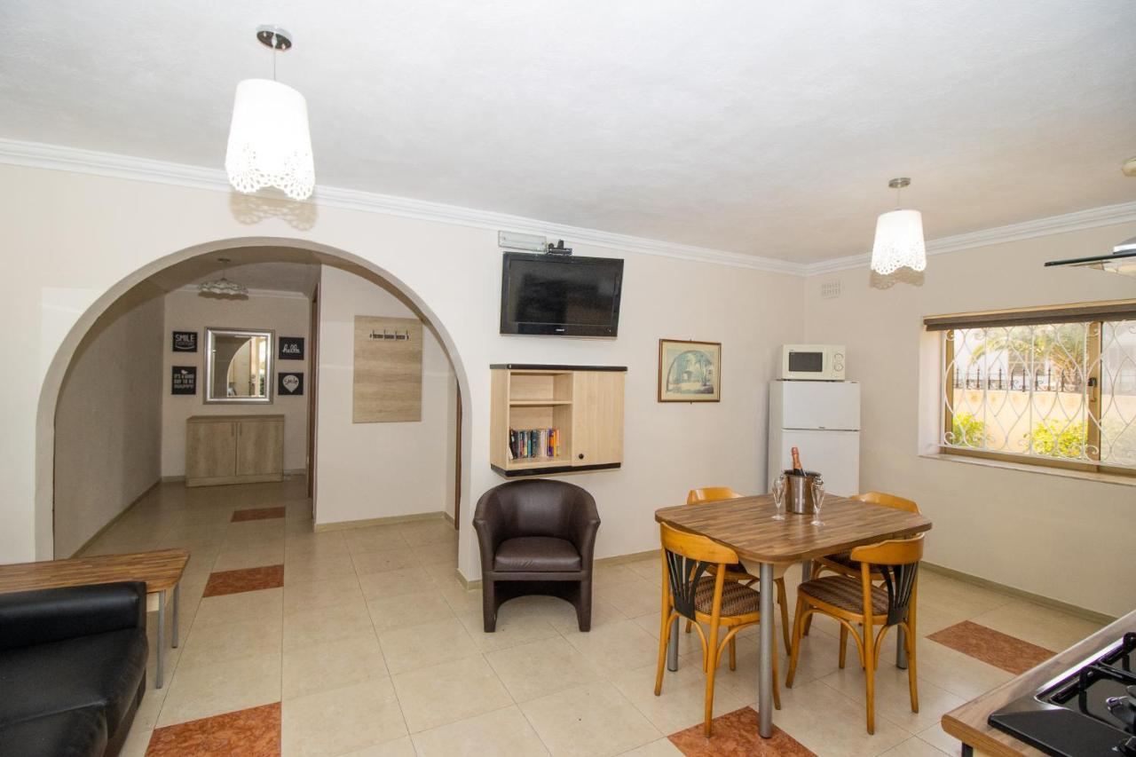 Tranquil Villa Apartments Units メーリッハ エクステリア 写真